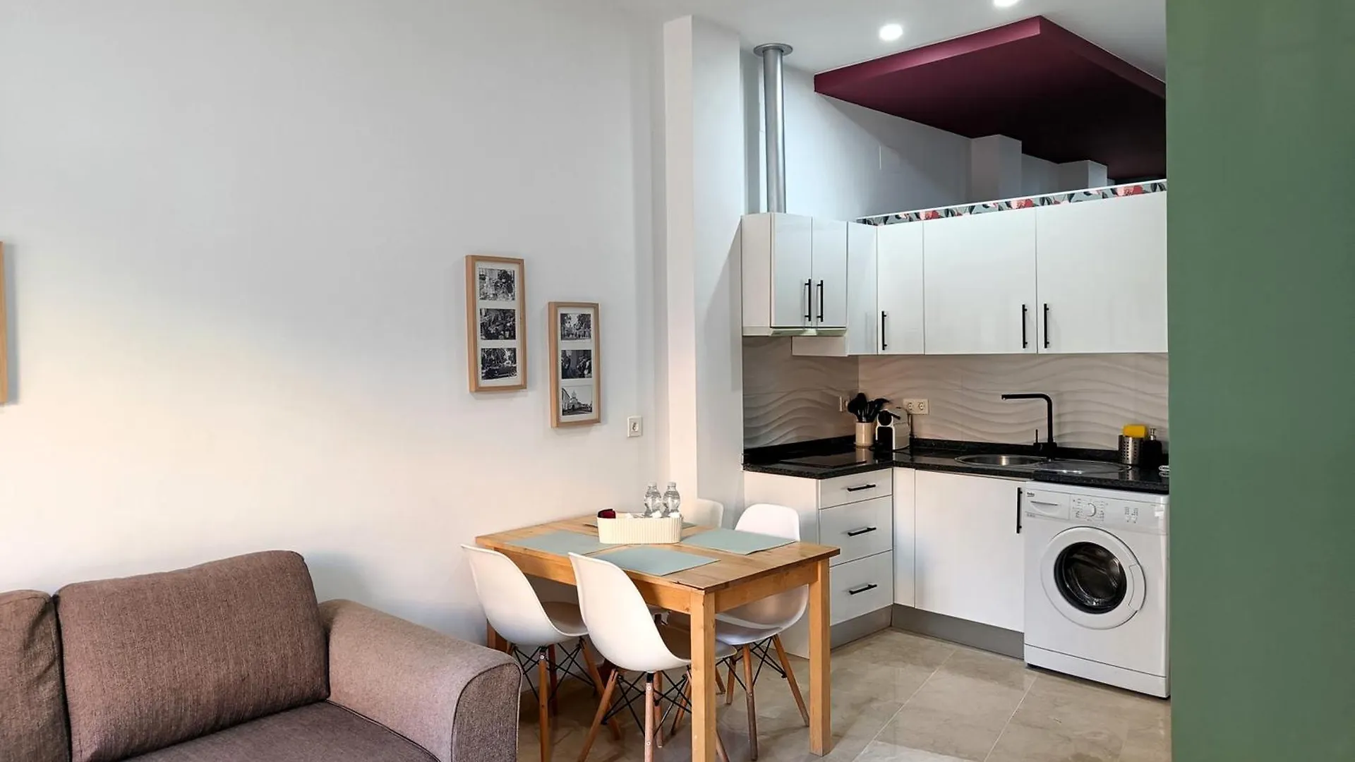 Apartamentos Puntoapart Malaga Apartment