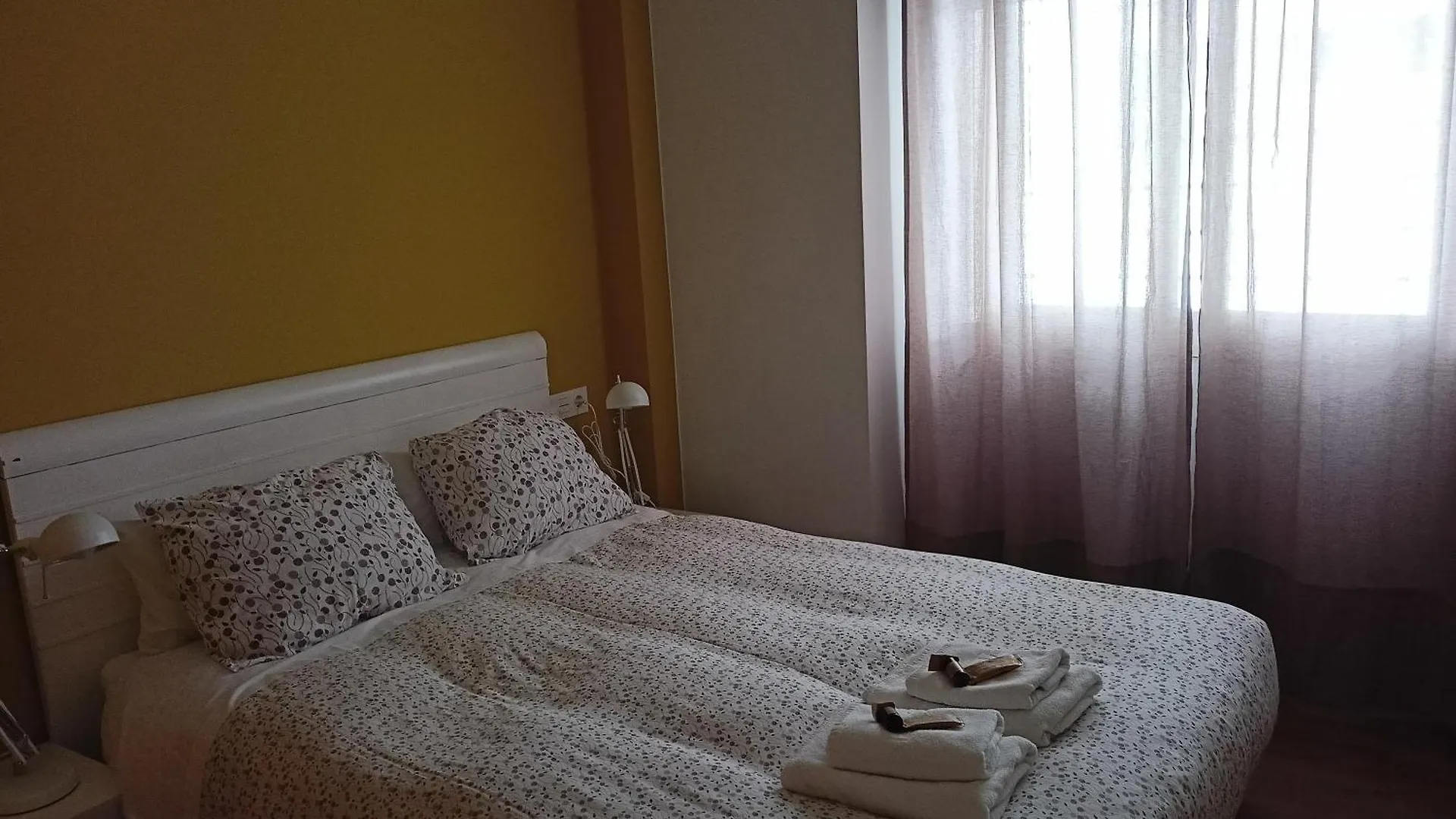 Apartamentos Puntoapart Malaga Apartment